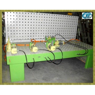 cod. R225 - PRESS-GLUING TABLE